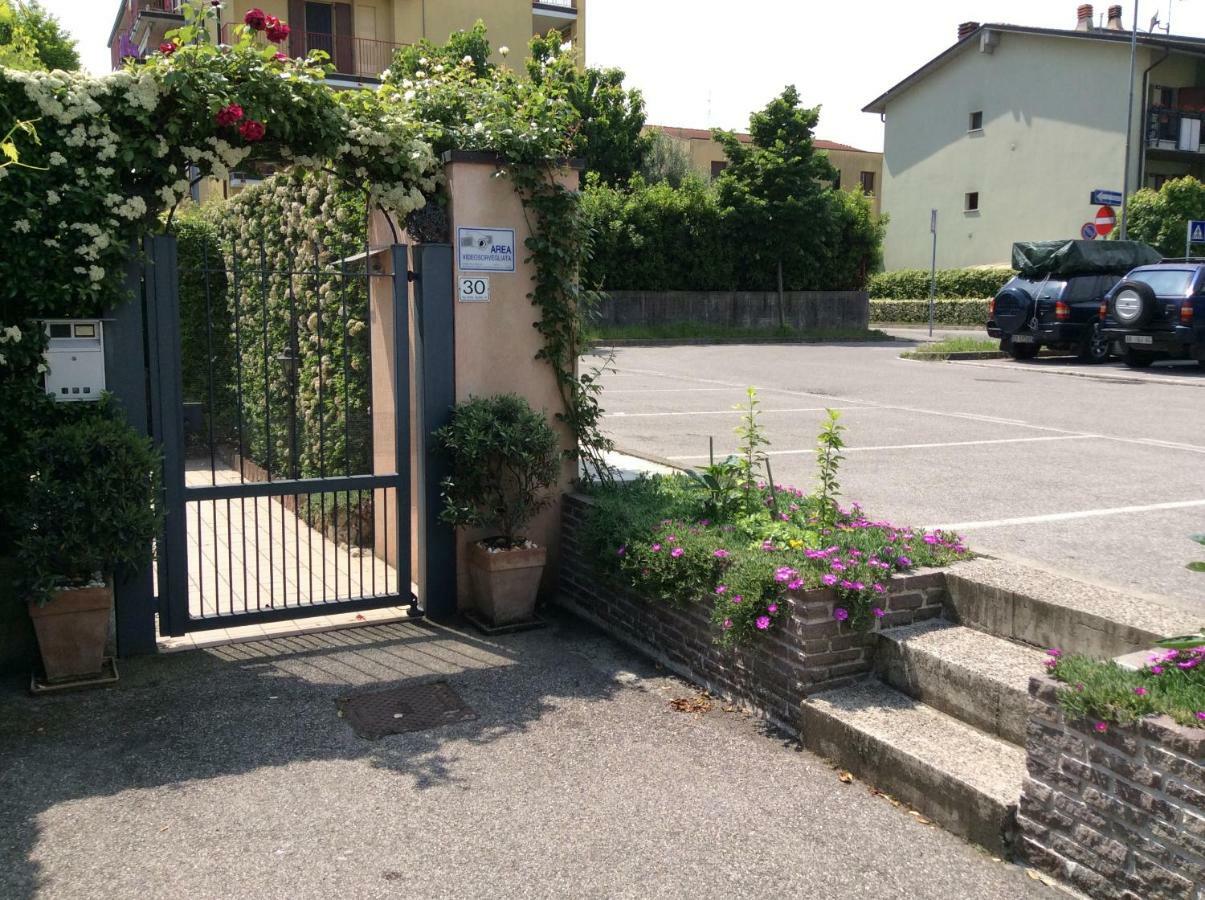 B&B Desenzano Paradise Desenzano del Garda Exterior foto
